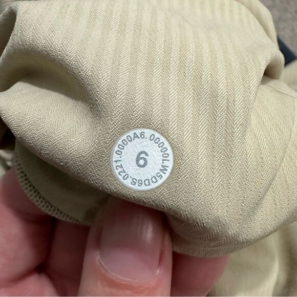 Lululemon Trench Beyond The Studio 7/8 Jogger Pants Size 6 W5DD6S - Picture 9 of 16